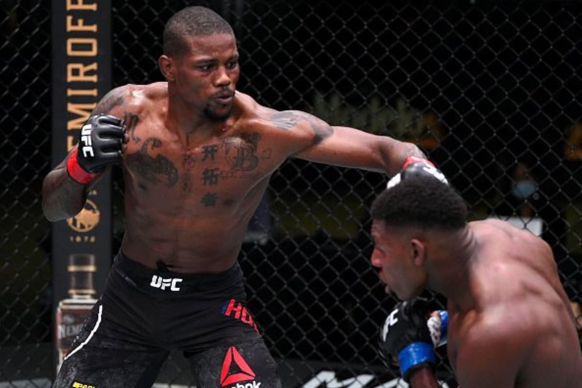 Kevin Holland protagonizó la escena más impactante de la velada de UFC cuando le voló el protector bucal a Joaquin Buckley