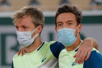 Los alemanes Kevin Krawietz y Andreas Mies lograron el título del torneo de dobles en Roland Garros por segundo año seguido