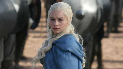 Khaleesi se mueve con paso firme