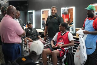 En una barbería de Filadelfia, hombres negros debaten su pasado y futuro político