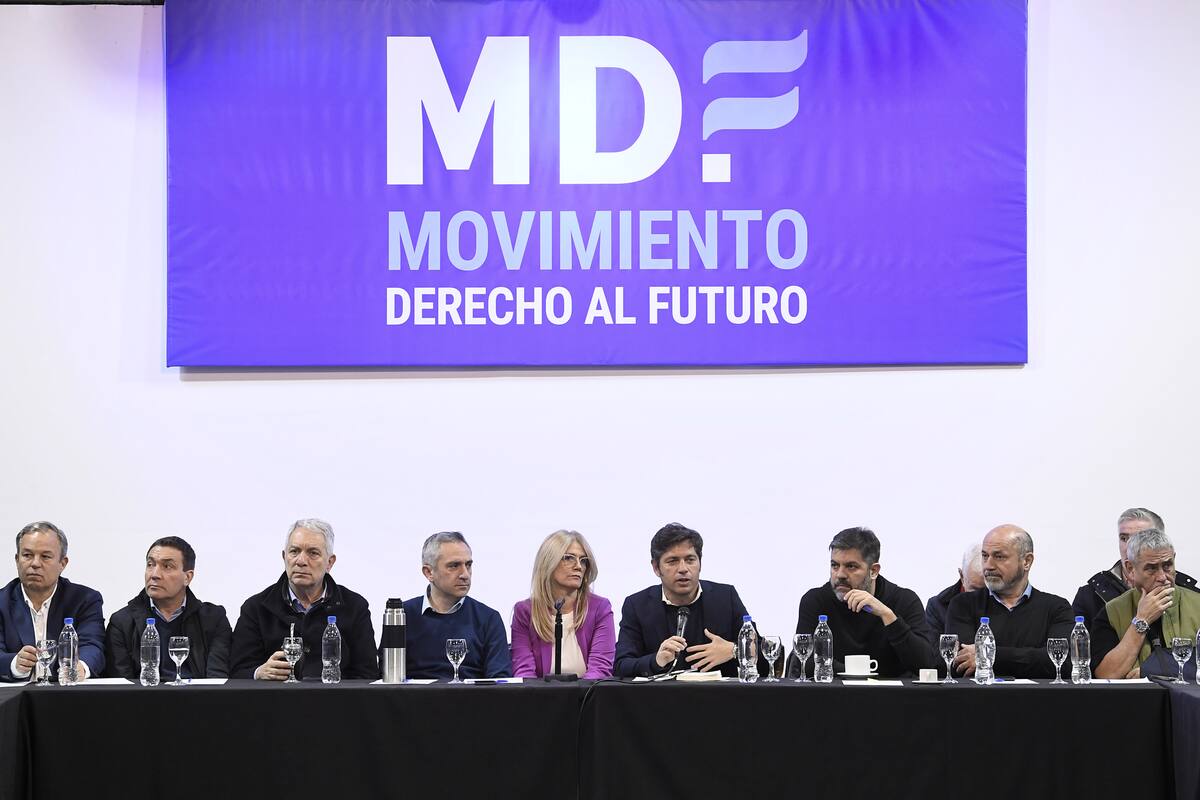 Kicillof, a la cabeza de un plenario de su Movimiento Derecho al Futuro