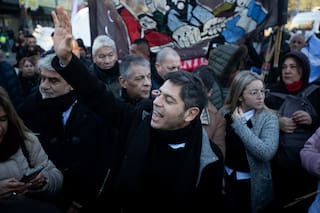 Kicillof criticó a Milei por la crisis en la industria y desde el sector le pidieron una baja de impuestos