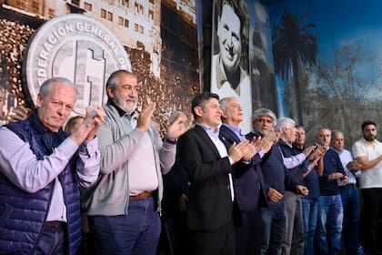 Kicillof con Alak el lunes en La Plata