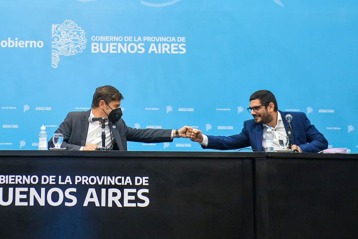 Kicillof, con Homero Giles, titular del IOMA