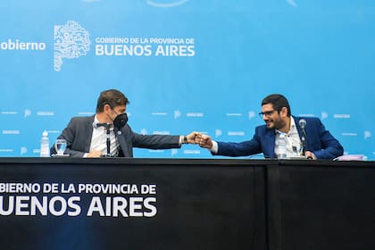 Kicillof, con Homero Giles, titular del IOMA