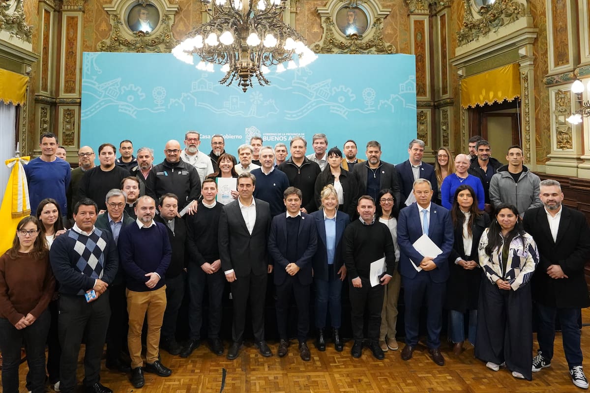 Kicillof, con intendentes y parte de su gabinete