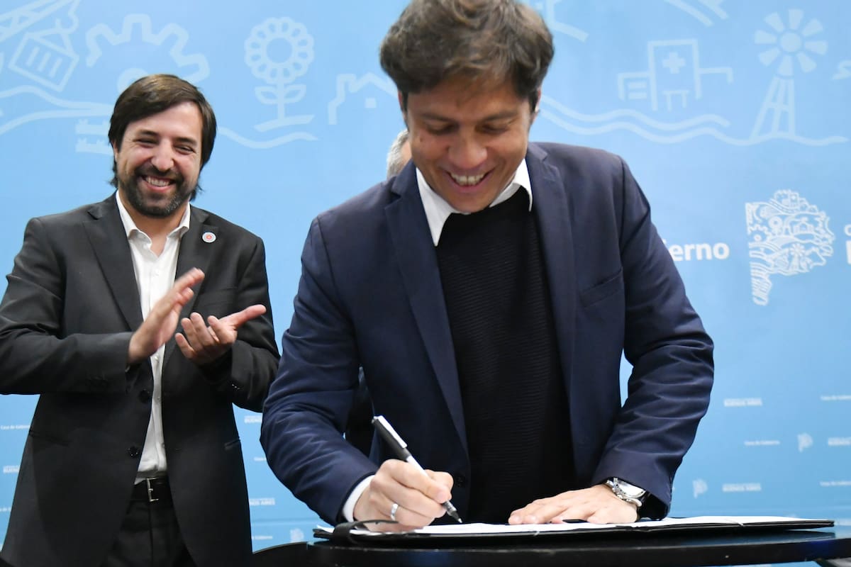 Kicillof, con Luisa Brumana (representante de Unicef en la Argentina) y Nicolás Kreplak (ministro de Salud bonaerense), en La Plata