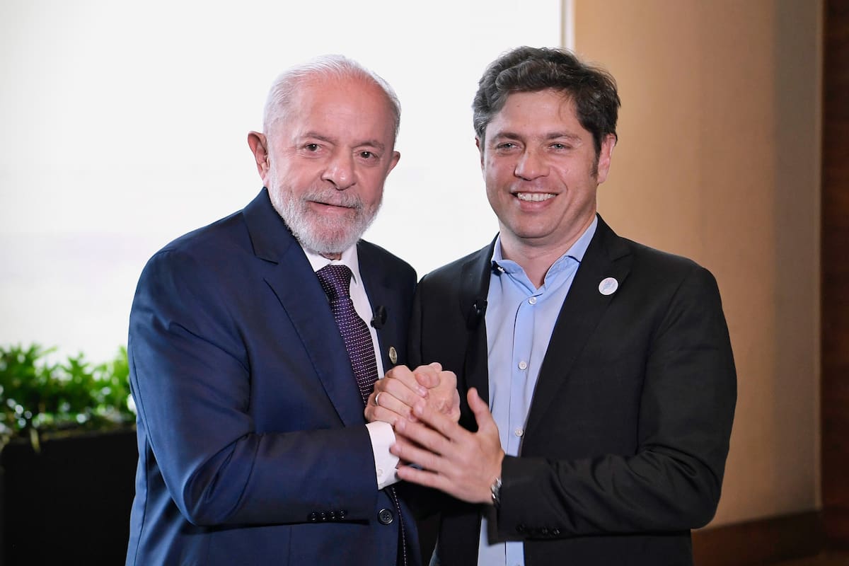 Kicillof con Lula Da Silva, en México