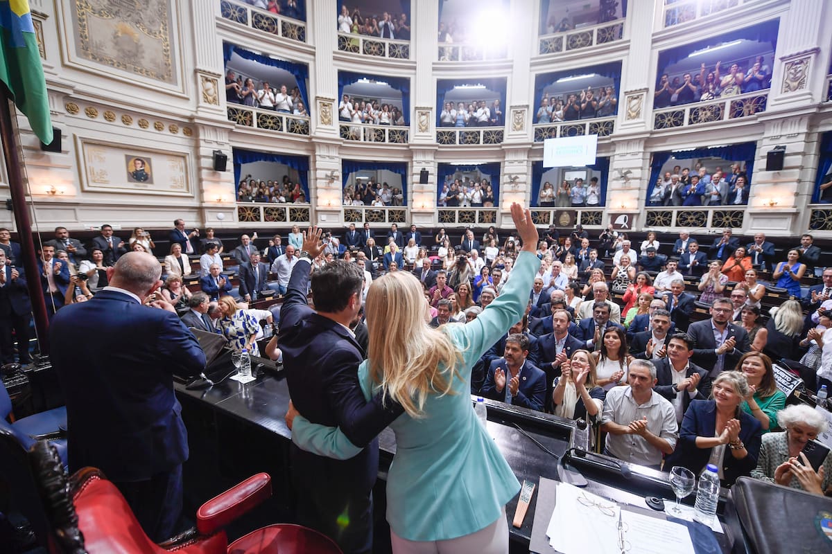 Kicillof con Magario en la Asamblea Legislativa bonaerense