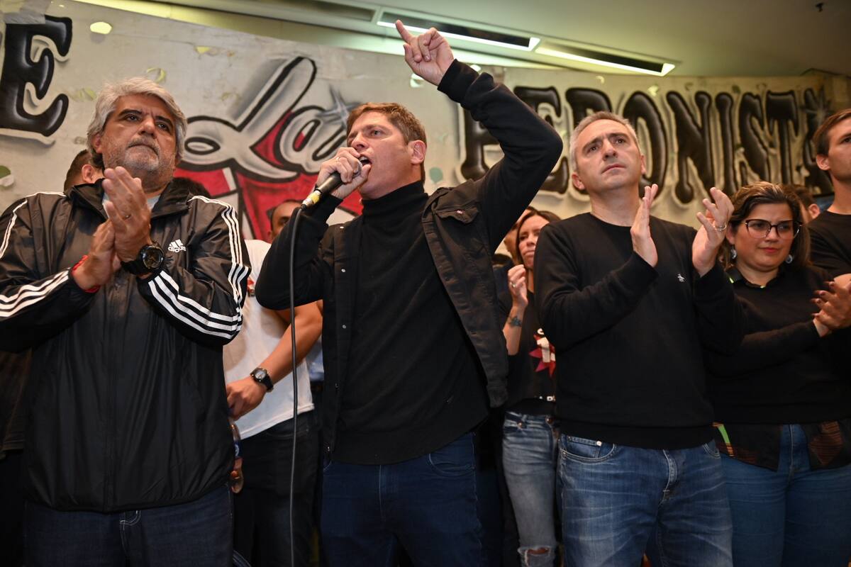 Kicillof, con Walter Correa y Andrés Larroque, el domingo, en un acto en la quinta de San Vicente que fue propiedad de Juan y Eva Perón