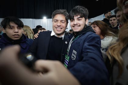 Kicillof en Merlo