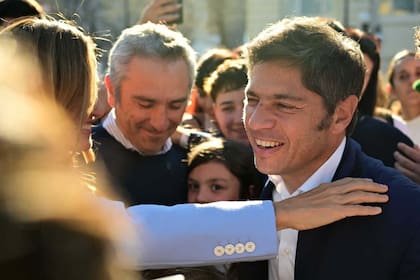 Kicillof junto a Larroque en la marcha