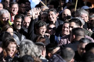 Kicillof marchó a Plaza de Mayo bajo la bandera Derecho al Futuro