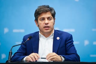 Kicillof va a Corrientes en busca de una foto con el radical Valdés