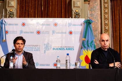 Kicillof y Larreta durante la conferencia de prensa luego de la reunión en La Plata