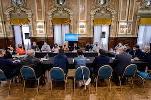 Kicillof y su gabinete hoy recibieron a intendentes