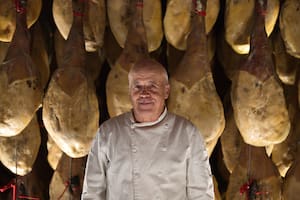Kiko Fernández y sus jamones pata negra.