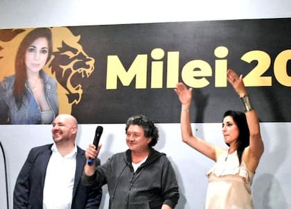 Kikuchi en un acto partidario en Mar del Plata