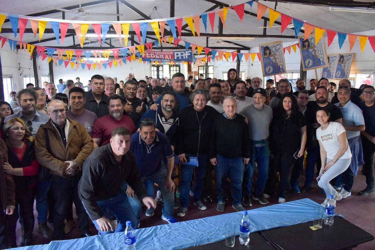 Kikuchi, Luayza y Cuervo, en un acto en Baradero, el 16 de septiembre