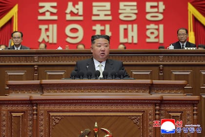 Kim abre congreso del partido con un elogio a la economía y al peso regional de Corea del Norte