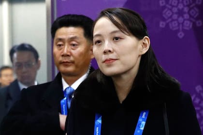 Kim Yo Jong, 30 años, dirige su propio gabinete y es la directora de propaganda de Corea del Norte