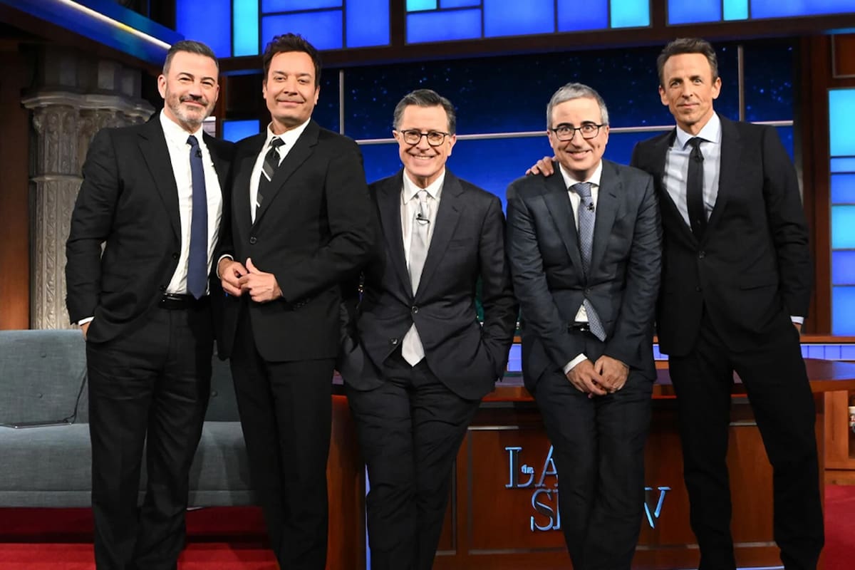 Kimmel, Fallon, Colbert, Oliver y Meyers, reunidos en una noche inolvidable