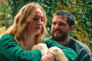 Dos ex Games of Thrones tuvieron que actuar de amantes, después de trabajar ocho años como hermanos