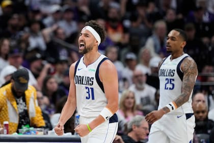 Klay Thompson, figura de los Dallas Mavericks