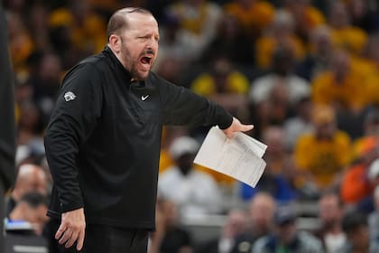 Knicks buscan nuevo entrenador tras estabilidad y éxito en la era Thibodeau