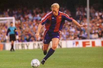 Koeman, en tiempos de brillo en Barcelona, club del que es una gloria.