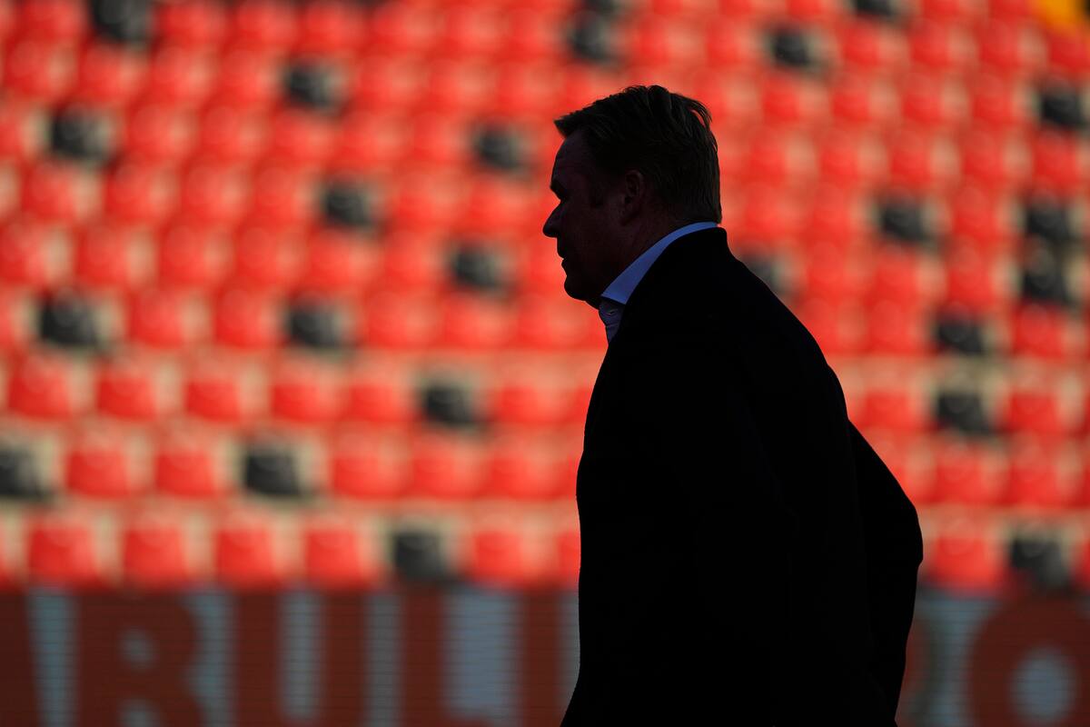 Koeman fue despedido en pleno vuelo de Madrid a Barcelona