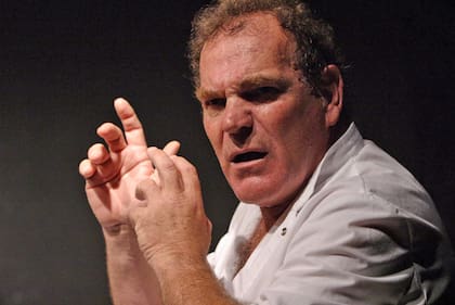 Kogan es actor y director teatral