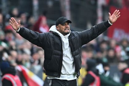 Kompany critica a Mourinho por comentarios sobre Vinícius Júnior: "Un gran error"