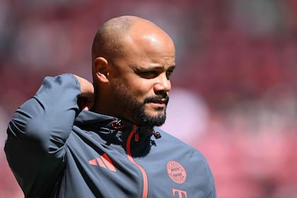 Kompany había dirigido los últimos partidos, aunque se lo vio "debilitado"