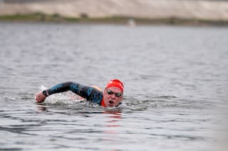 Del Volga a la Santa Fe-Coronda: el ruso que aprendió a nadar para curarse la espalda