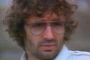 Koresh, líder de la secta de los davidianos, fue acusado de graves crímenes por las autoridades previo al asedio
