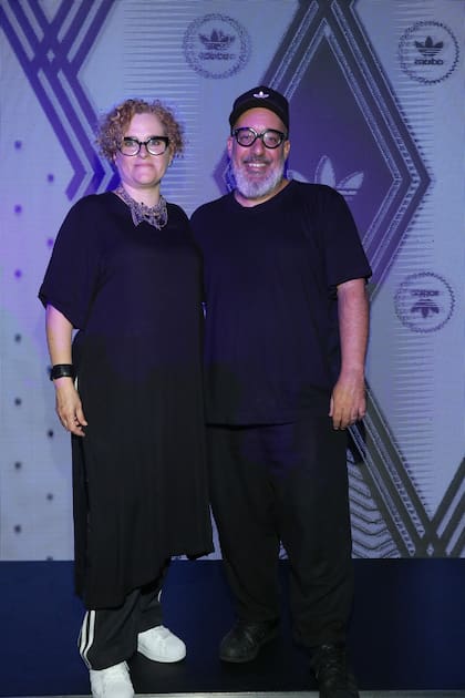 Kostüme, la pareja de diseñadores integrada por Camila Milessi y Emiliano Blanco Fuente: VISA BAFWEEK