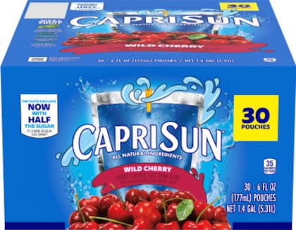 Kraft Heinz descubrió que un lote de Capri Sun, específicamente con sabor a cereza, se contaminó con solución de limpieza durante la fabricación