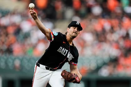 Kremer y O'Hearn lideran a Orioles en triunfo 3-0 sobre Reales; racha de Witt termina en 22 jue