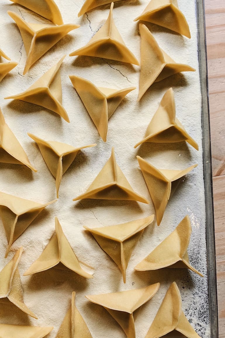 Kreplach de ricota cremosa y hierbas frescas elaborados por Mad, un gran referente del nuevo rumbo de la pasta local