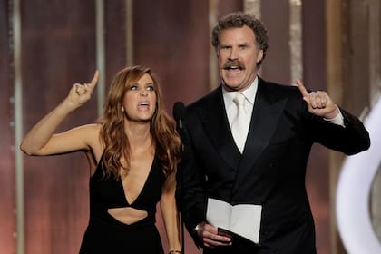 Kristen Wiig, Will Ferrell y una gran presentación de premio