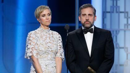 Kristen Wiig y Steve Carell, protagonistas de una de las presentaciones más divertidas de la noche