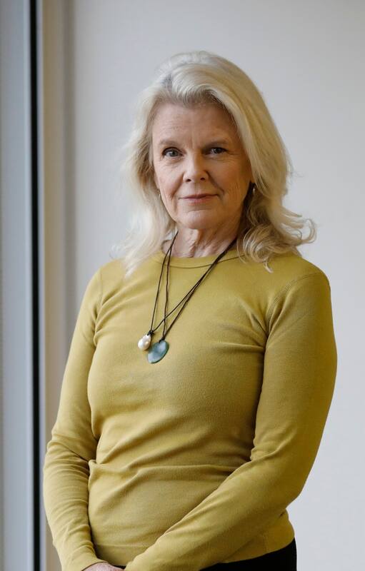 Kristine Tompkins mobile