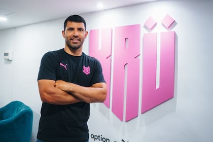 Kru Sports, es el equipo del exjugador de fútbol Agüero al que se sumó Lionel Messi como socio