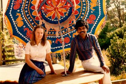 Kumar y Charlotte, 40 años atrás