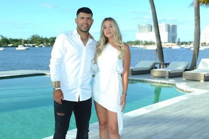 Kun Agüero compartió un video de su novia entrenando de noche en la mansión de Miami: "Locurita mode on"