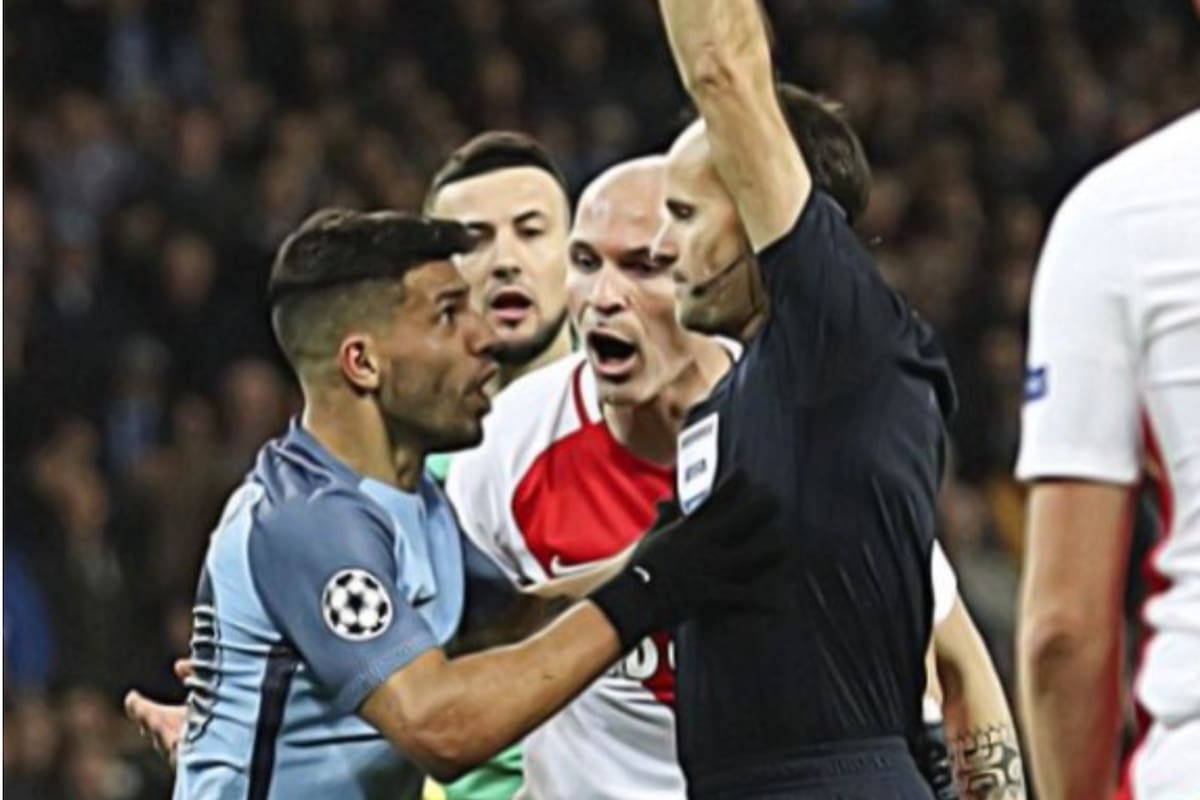 Kun Agüero disparó contra el árbitro que dirigió Argentina vs. Países Bajos