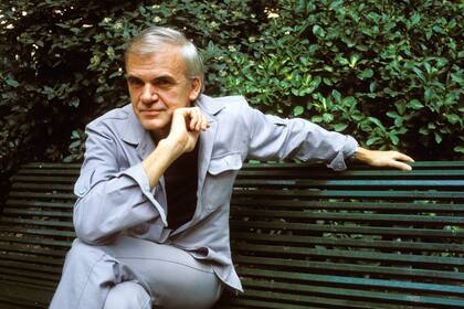 Kundera, autor de "La insoportable levedad del ser"