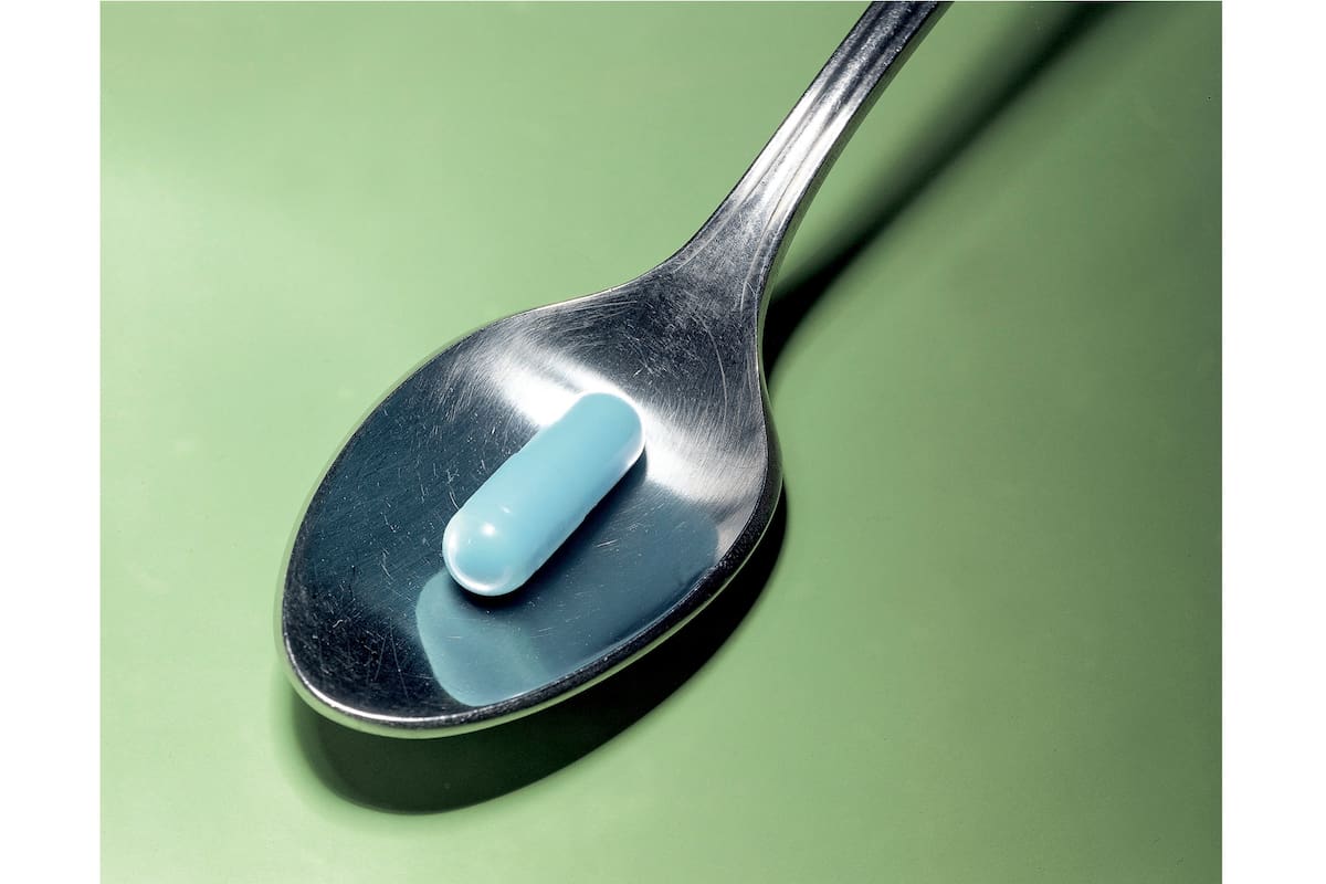 KUROPATWA Alejandro, Sin titulo, de la serie Coctel, 1996, Fotografía color, vintage print.