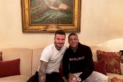 Kylian Mbappé, actual cara de la portada del videojuego, recibió al inglés en el mundillo de EA Sports. Crédito: Instagram